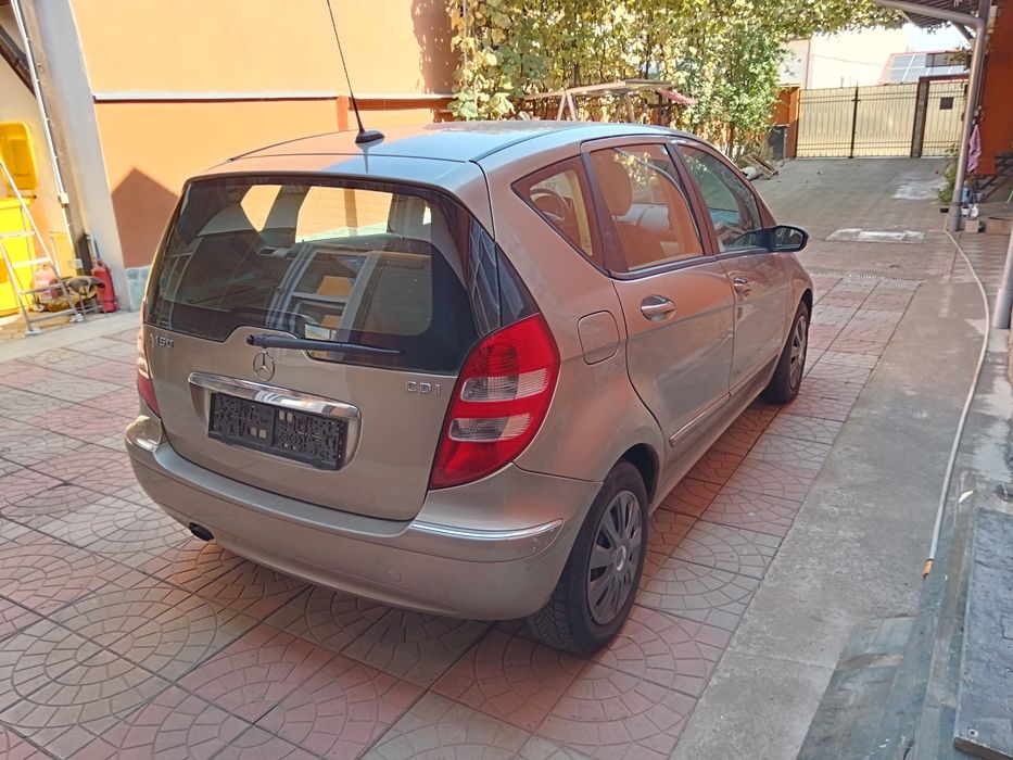 MERCEDES-BENZ A-Class 2010 — imagine 4