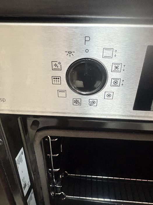 Фурна за вграждане Beko BBIE12300XD – ЧИСТО НОВА, 3 г. гаранция, 72L, SteamShine, Инокс