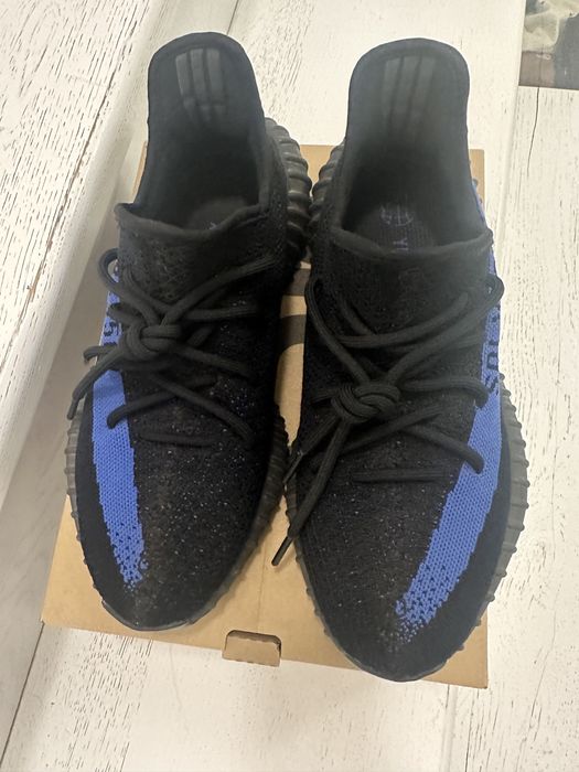 Adidas Yeezy negru
