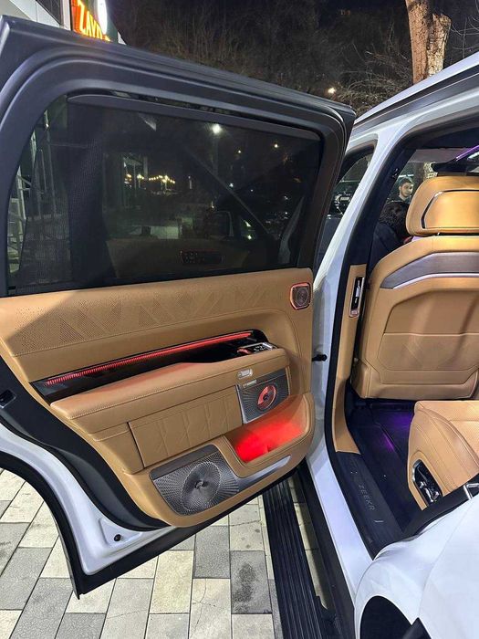 ZEEKR 9X MAX. Янги холатда