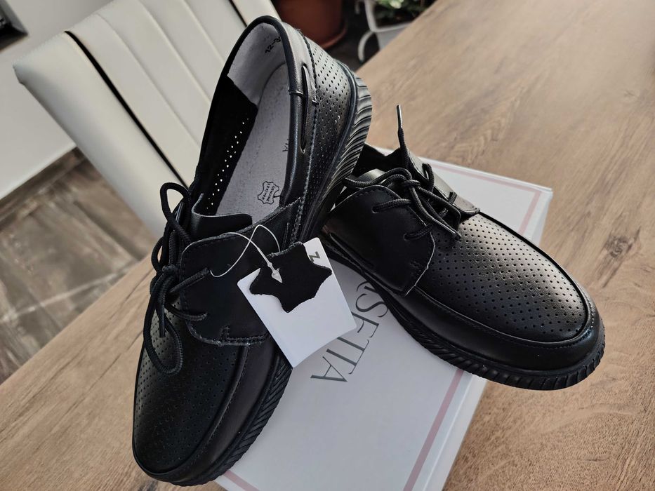 Нови обувки от естествена кожа No 41