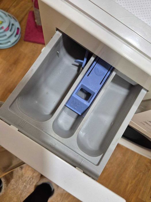 Стиральная машинка Midea