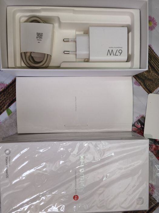 Продам телефон Ми 14 Т