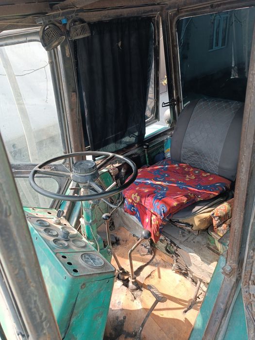 TTZ 80 sotiladi Fargʻona uchkoʻprikda