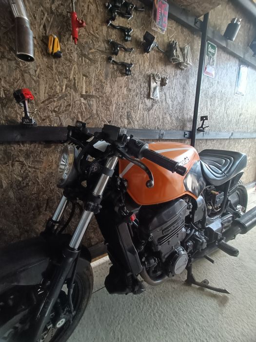 Kawasaki Gtr 1000  Cafe Racer