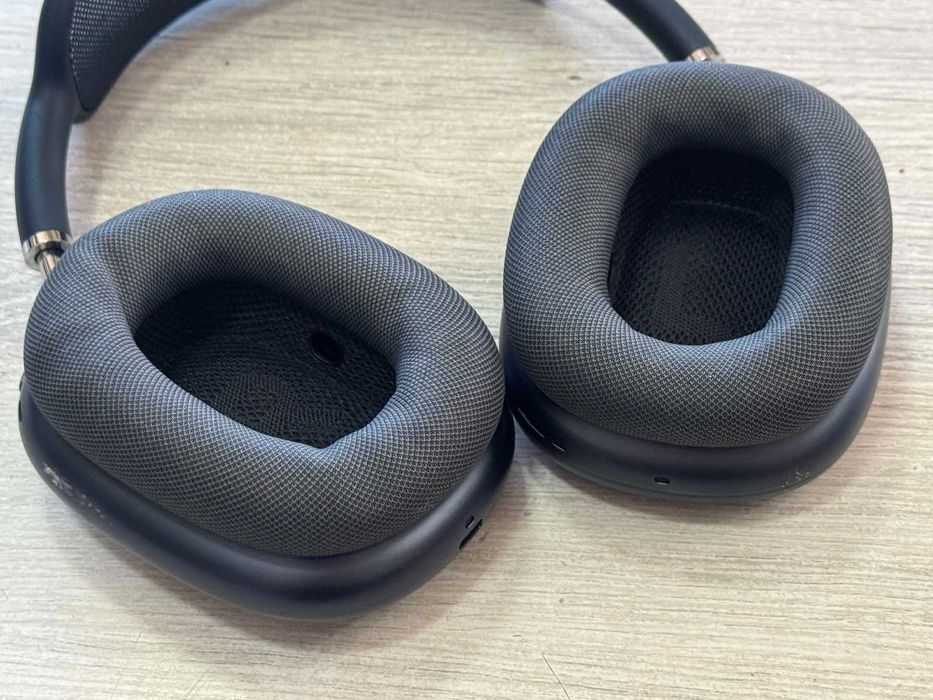 Apple AirPods Max