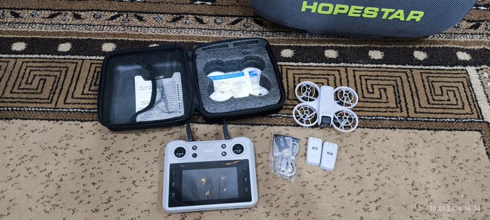 Квадракоптер дрон