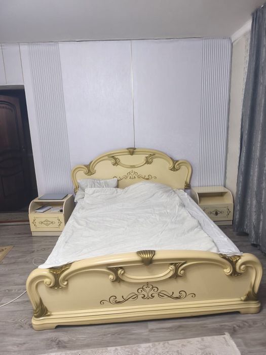 Продам спальный гарнитур + детскую мебель