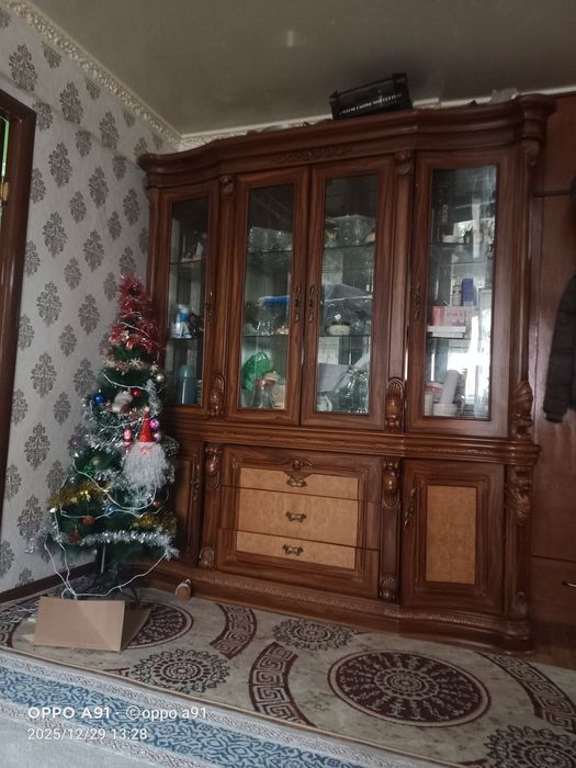 Костинни стенка срочно сатылады