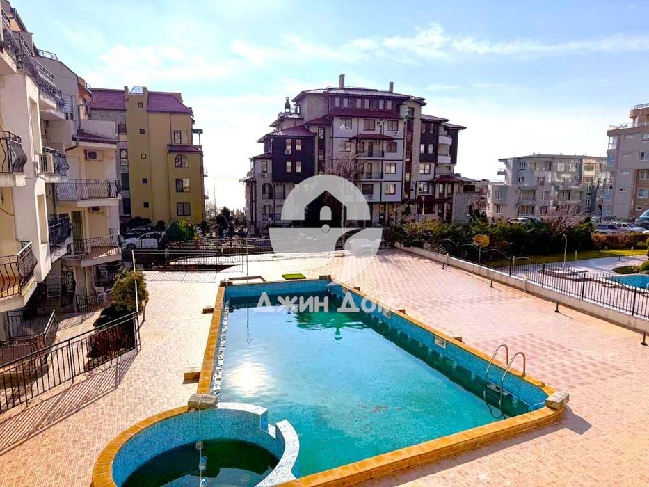 Продава се Тристаен апартамент в Свети Влас - 95 кв.м за 1000 €/кв.м - Снимка #11