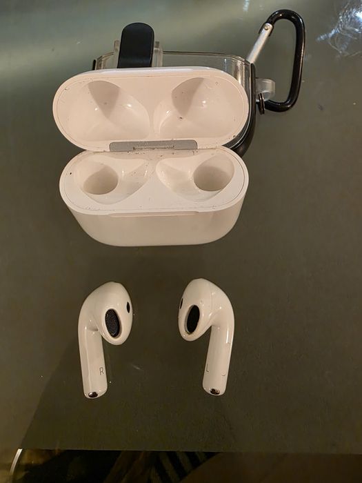 Airpods 4 генерация