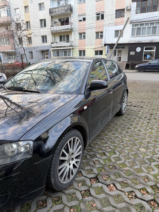 Vand Audi A3 negru