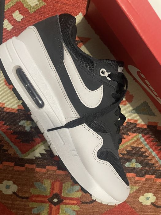Кроссовки nike air max 1