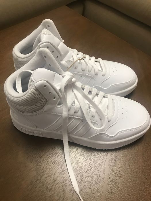 Дамски маратонки Adidas Hoops 3.0 Mid от САЩ, размер US7/38