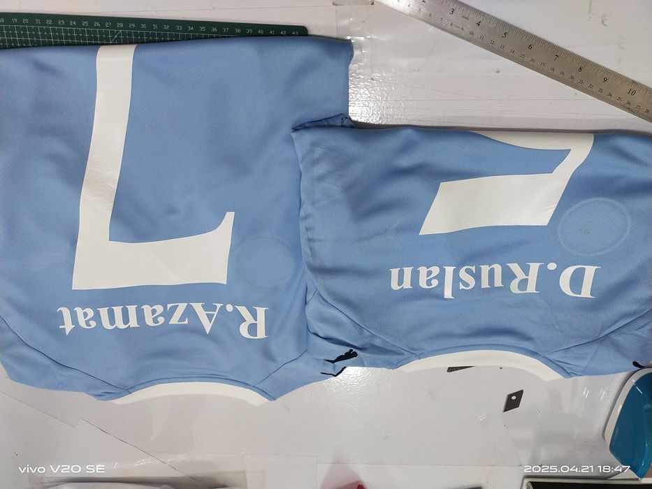 Футболки кепки кружки