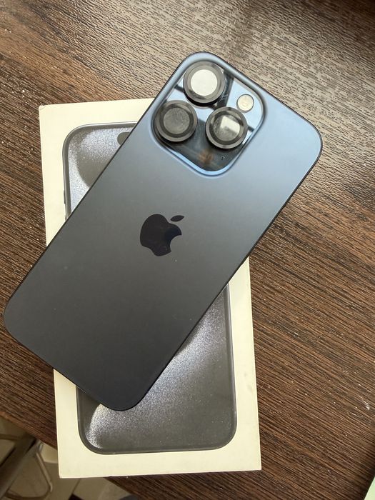 Продам айфон 15 про 128 гб