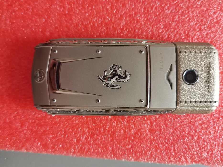 Продавам Телефони Верту