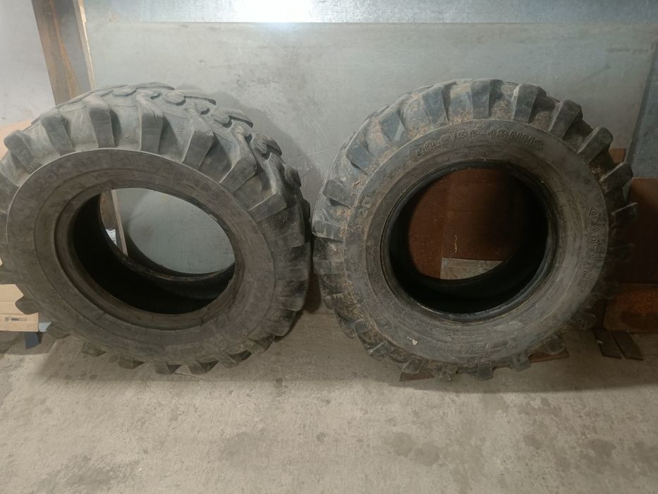 Продам шины на спецтехнику
