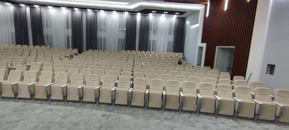 Театральный кресло для активного зала оптом