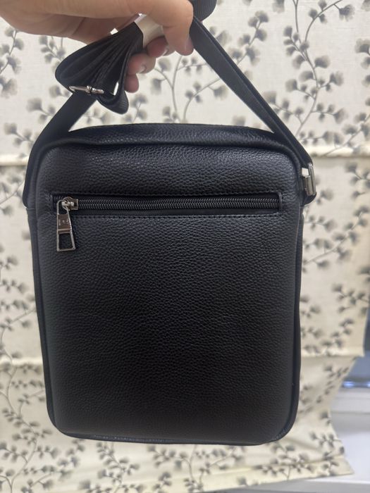 Барсетка от Tommy Hilfiger