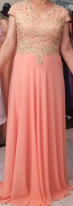 Продавам рокля 99 лв.