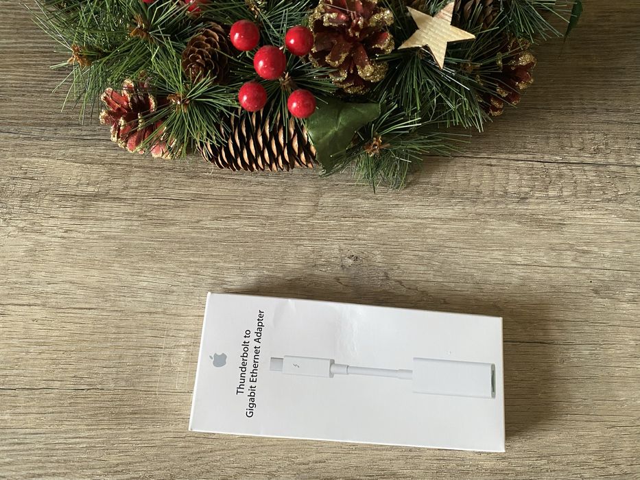 Adaptor original Apple Thunderbolt la placa retea Gigabit Ethernet