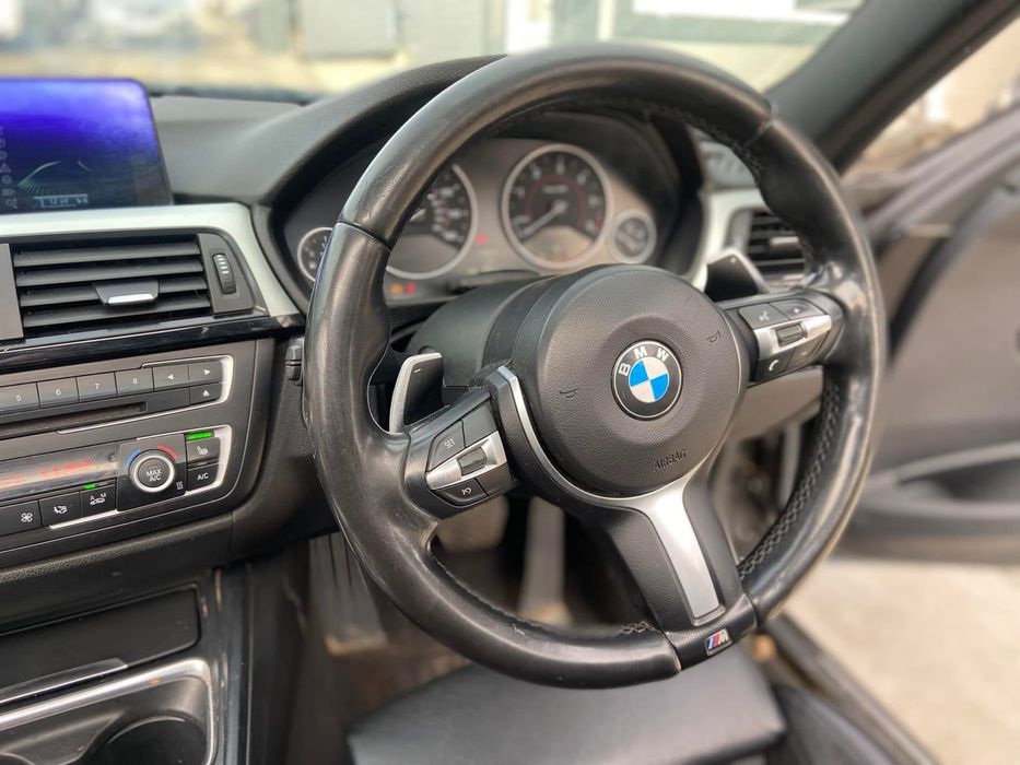 Dezmembrez BMW 330d F31 N57 258cp M-Pack,Xenon,NBT,Panoramic,recaro