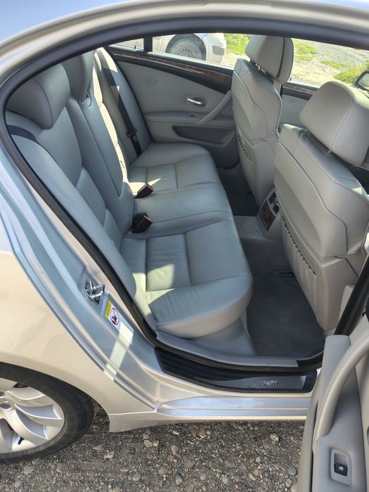 Dezmembrez BMW seria 5 e 60 3.0 i automat joystik