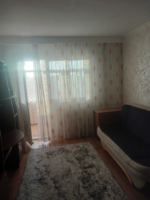 Închiriez apartament doua camere stradal