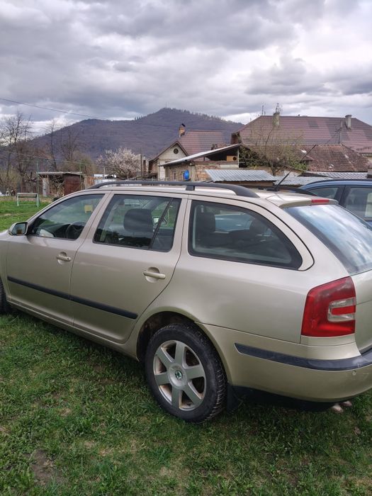 Vând Skoda Octavia 2005 sau schimb cu teren adaug diferența