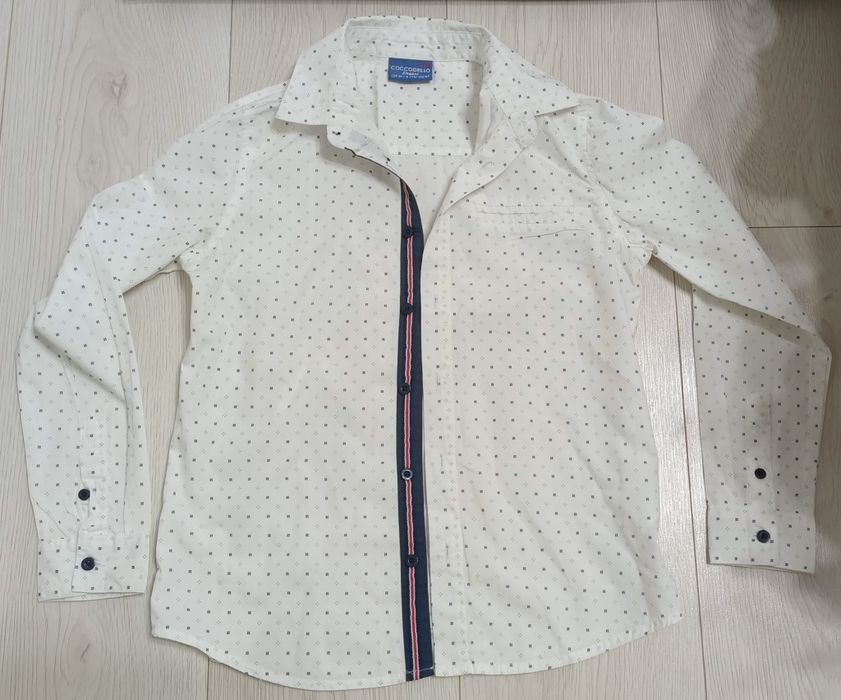Cămăși eleganta pentru copii/ băieți. Mărimea 8-9 ani. Coccodrillo