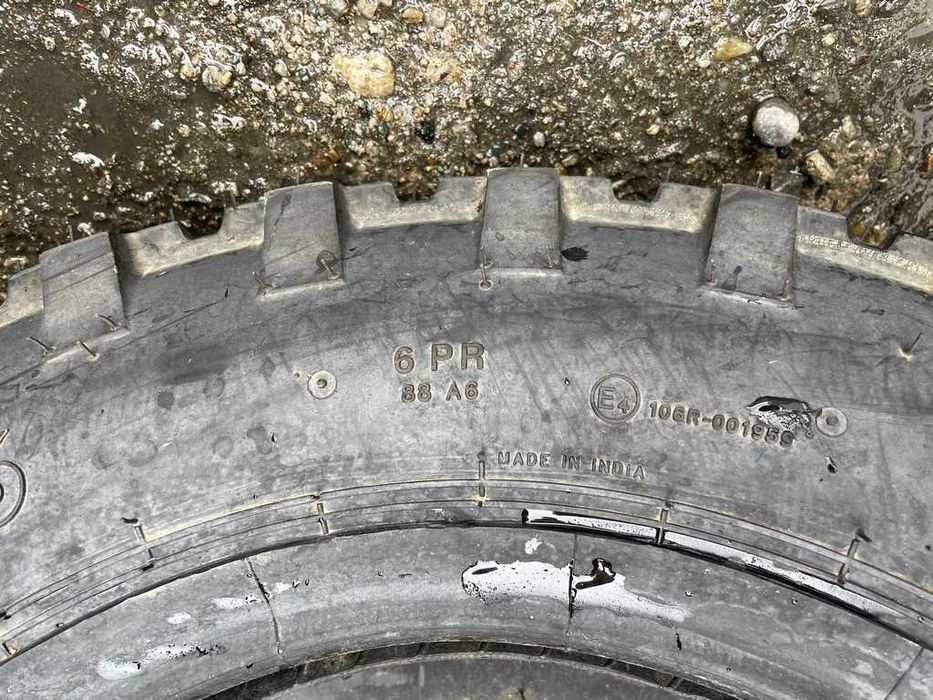 Cauciucuri noi directie tractor fata U445 livrare rapdia GARANTIE