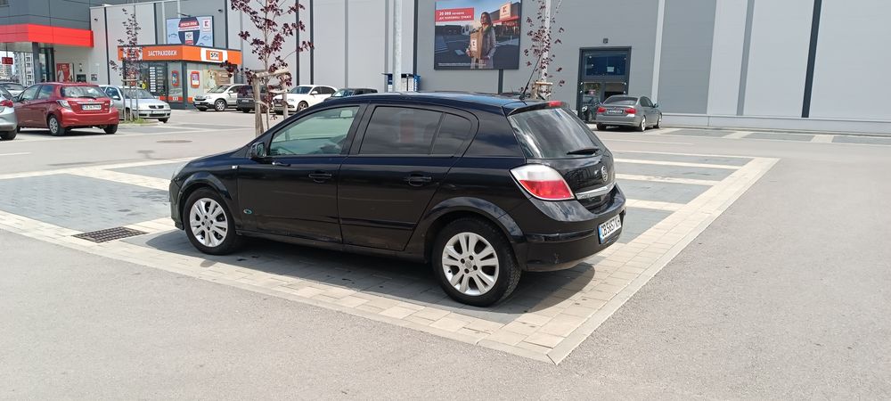 Opel Astra H 1.6 105
