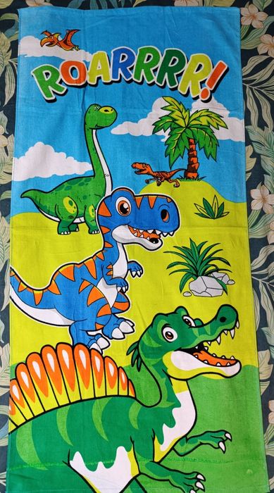 Полотенца пляжные махровые детские размер 70 на 140 см.