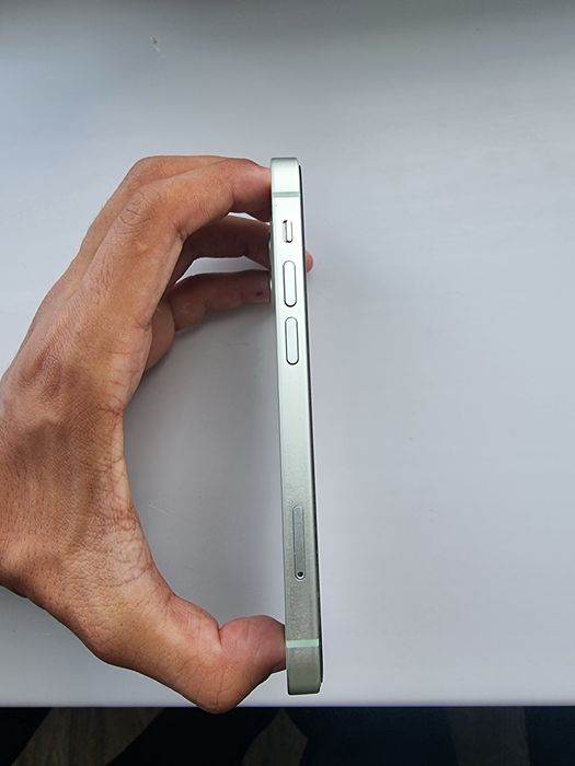 Iphone 12 mini qirilmagan