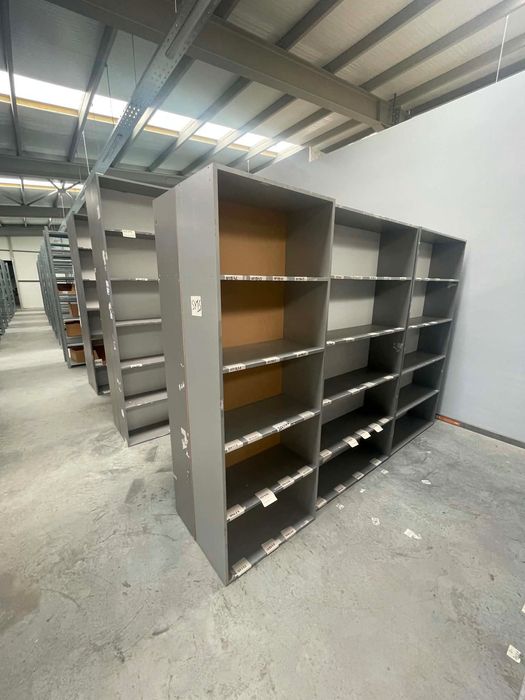ПДЧ Стелажи  за складове, магазини и производствени помещения