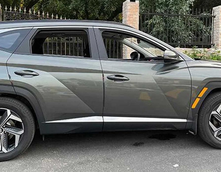 Молдинги Hyundai Tucson NX