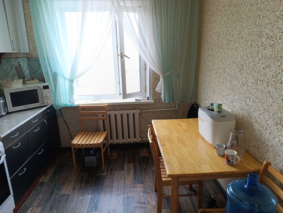 Продам 2-х комнатную  на Язева