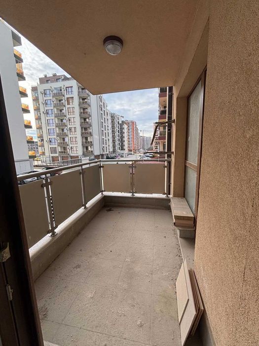 Тристаен апартамент с АКТ 16 - Южен