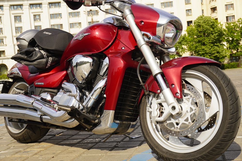Suzuki Boulevard M109R / VZR1800 Intruder, V2 de 1783cmc, pregătită de sezon