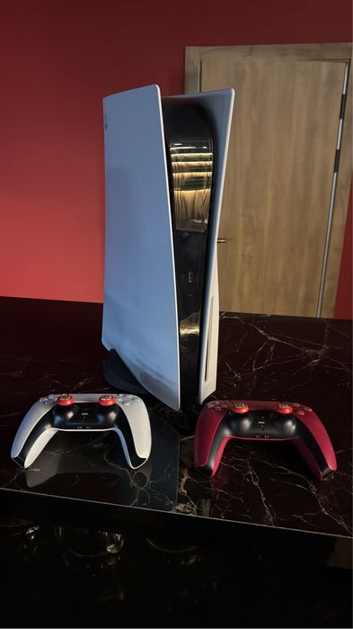 Продам приставку PS5 в идеальном состоянии