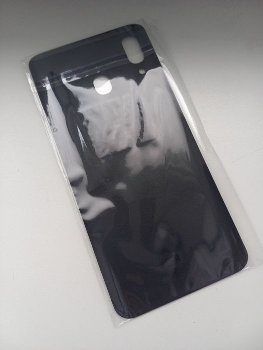 Запчасти на телефоны