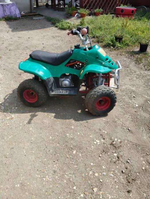 Vand atv 110cc in stare buna