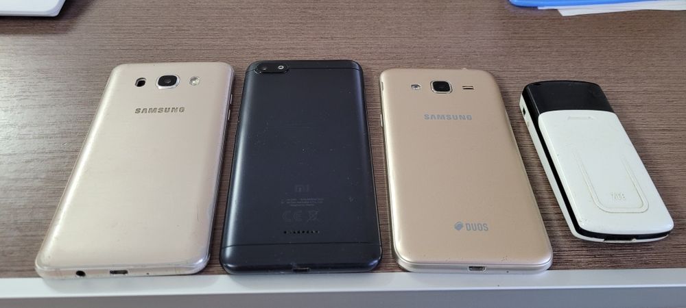 Продам! Samsung j3-  На запчасти.  Чехлы