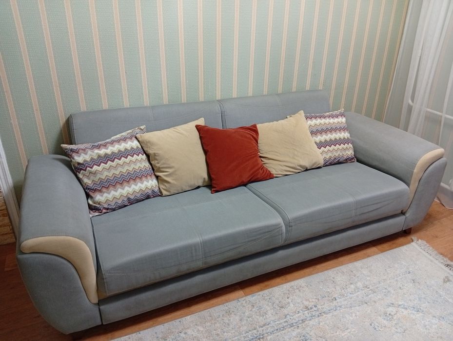 Продам диван тахта