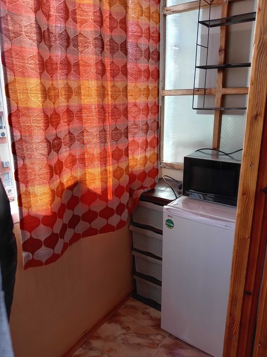 Дава се под наем Едностаен апартамент в Бургас, Център - 25 кв.м за 255 € - Снимка #5