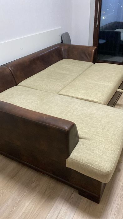 Мебель диван Шатура хорошего качество  70 мын тенге  ………………………………………..