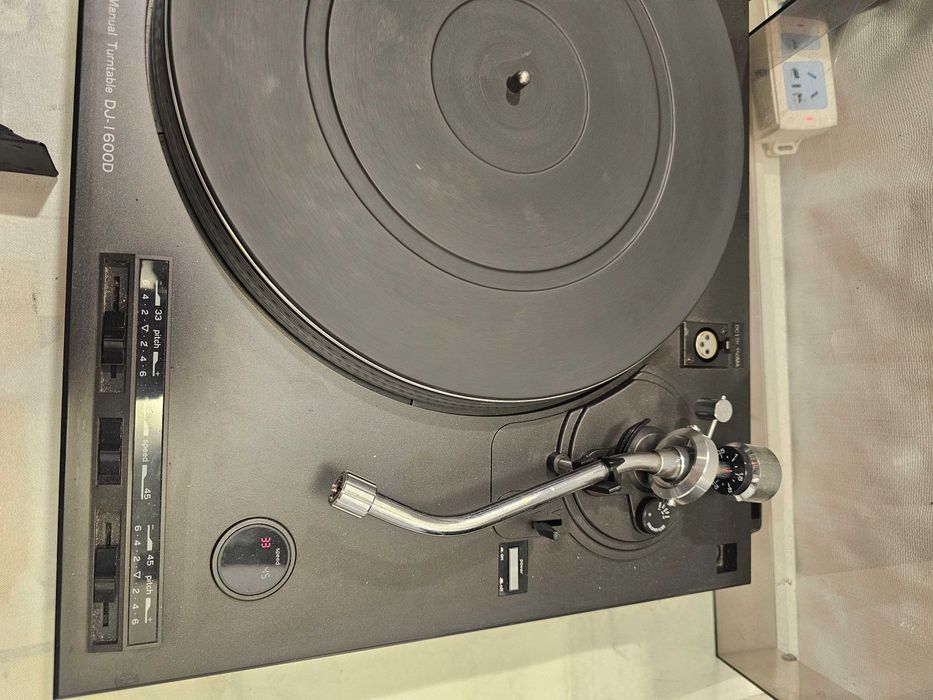 Mc Crypt DJ-I 600d direct drive muzica