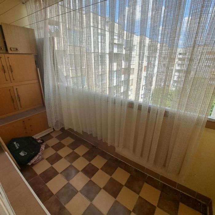 Дава се под наем Тристаен апартамент в София, Докторски паметник - 61 кв.м за 158597.76 € - Снимка #4