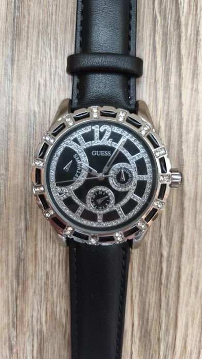 Дамски часовник GUESS W15054L2